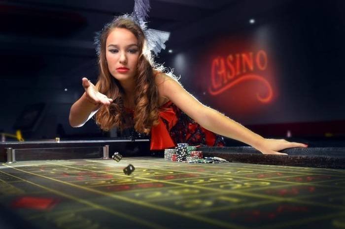 Papan taruhan Speed Roulette spin123 menampilkan tabel pembayaran dan nomor